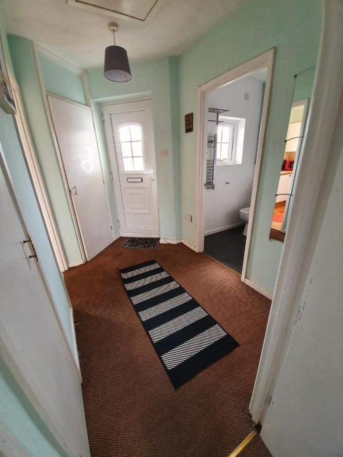 2 Bedroom Rayleigh Apartment Dış mekan fotoğraf